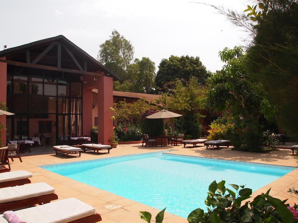 Hotel Hibiscus House Gambia Brufut Zewnętrze zdjęcie