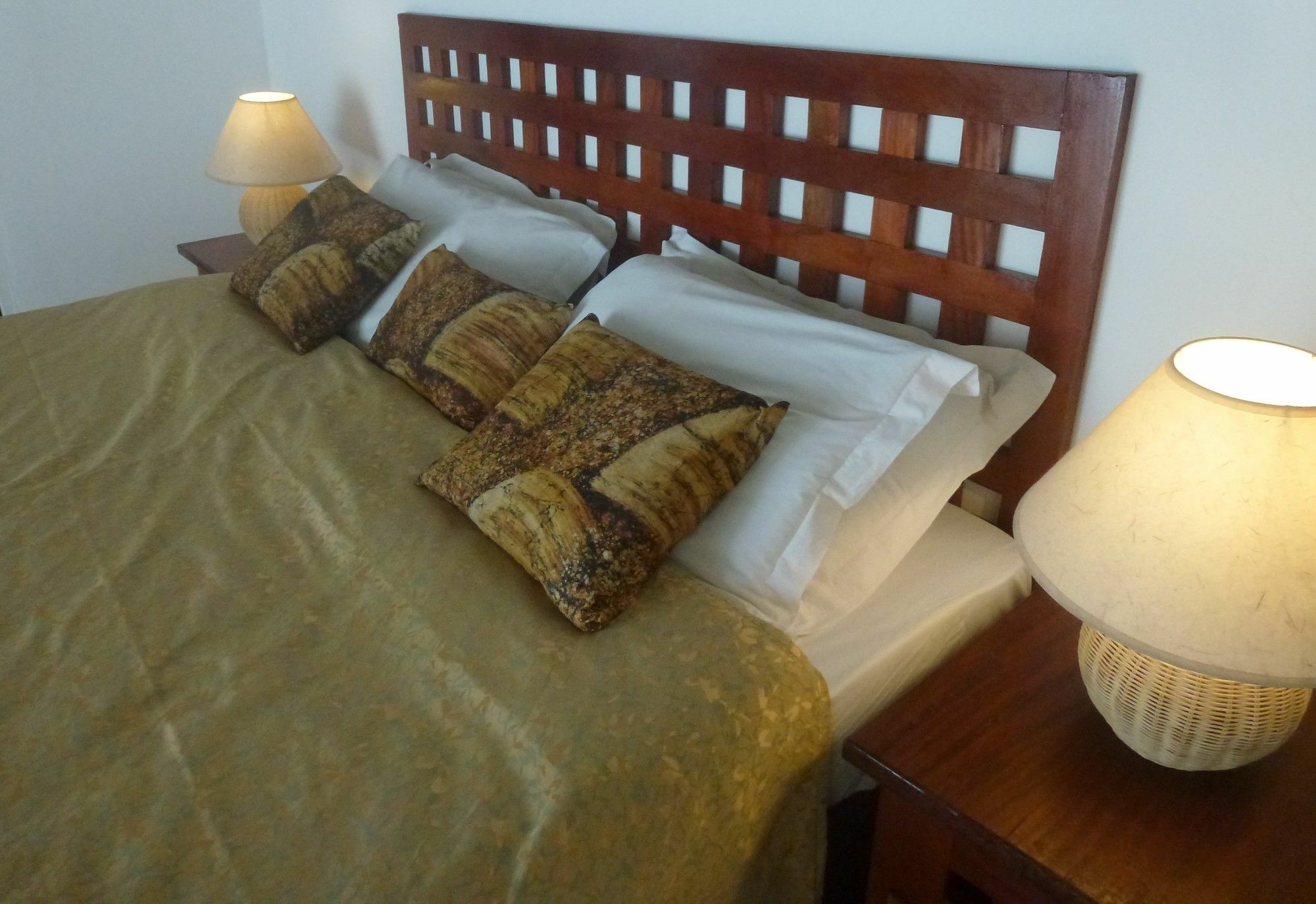 Hotel Hibiscus House Gambia Brufut Zewnętrze zdjęcie