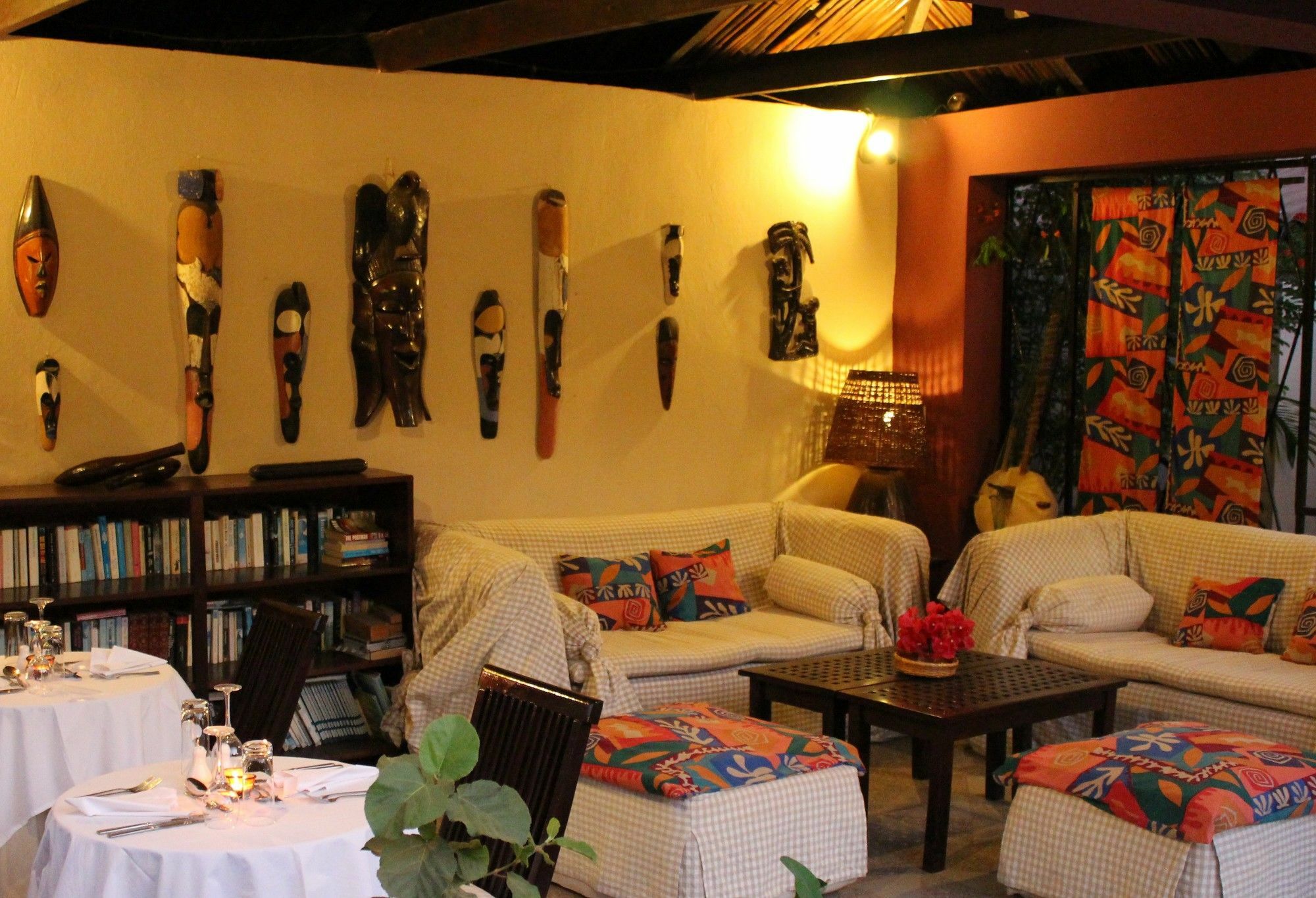 Hotel Hibiscus House Gambia Brufut Zewnętrze zdjęcie
